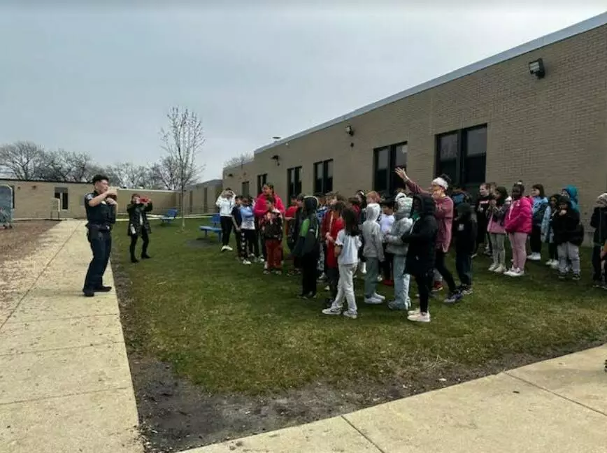 Students welcome Sgt. Lee to North School.