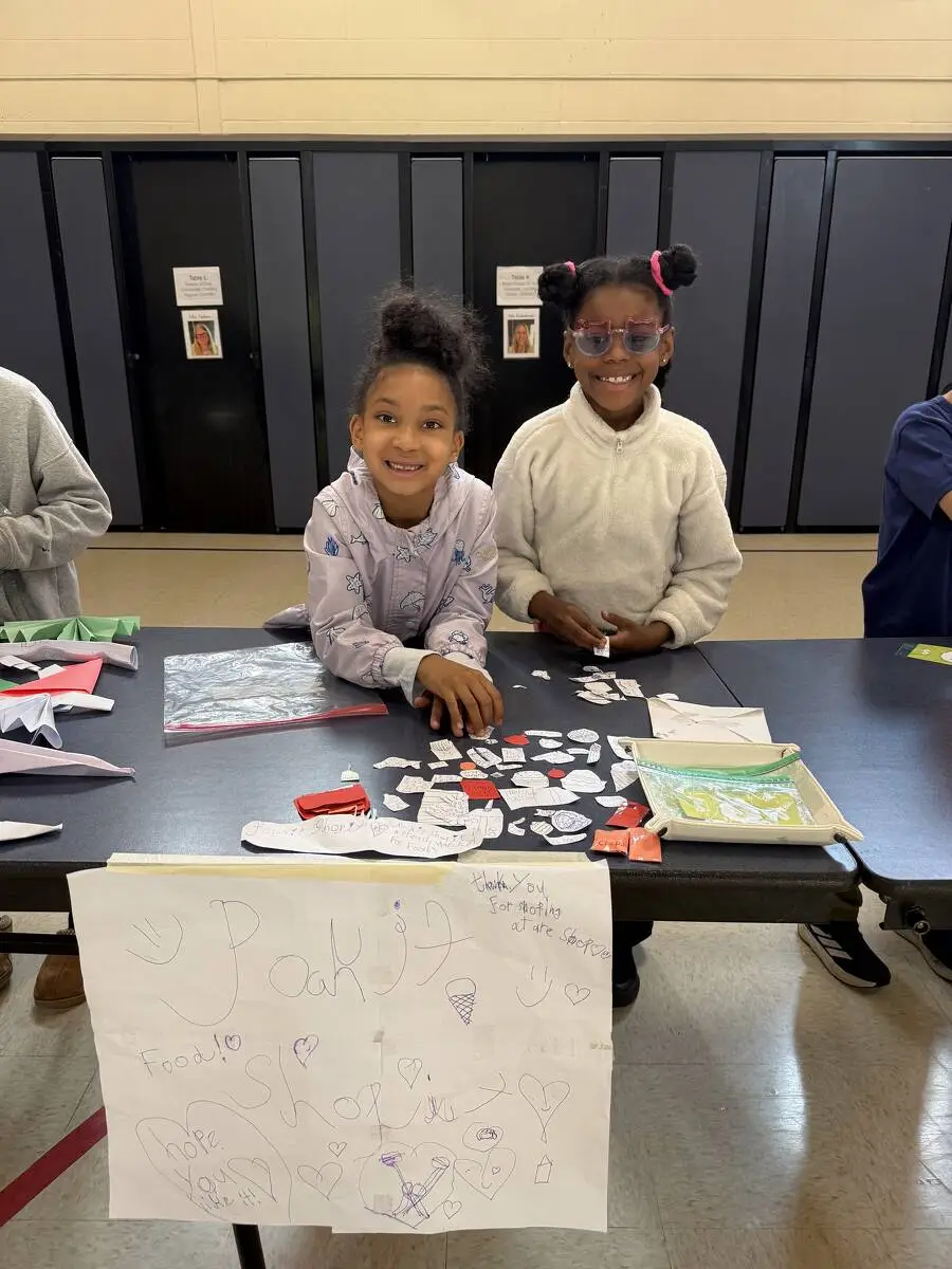 These girls are ready to sell their products!